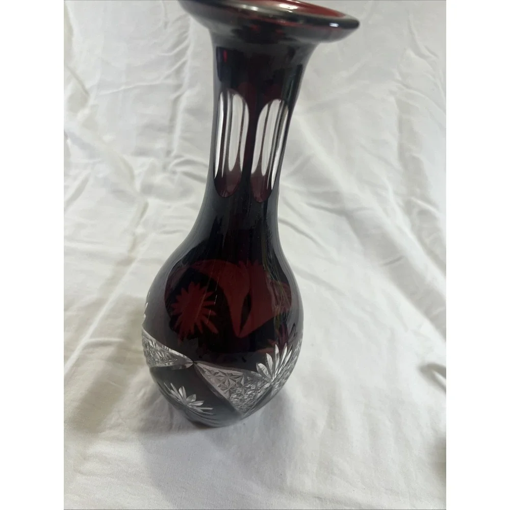 Beautiful Bohemian Ruby Red Cut to Clear Crystal‎ Vase – Hand Cut Floral Design